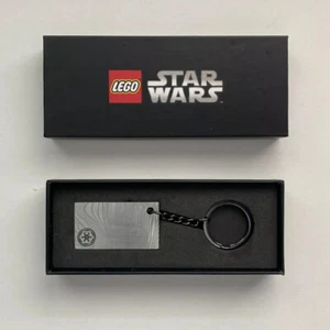 NEW NIB LEGO STAR WARS MANDALORIAN BESKAR KEYCHAIN VIP Exclusive Gift 5007403 - Picture 1 of 9