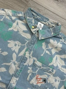 Brand New Walt Disney World Tiana Bayou Adventure Hawaii Jean Shirt Adult Large - Picture 1 of 7