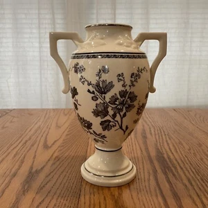 Jarrón Lenox China The Floral Elegance 9" urna sepia marfil y negro 2002 usado en excelente estado - Imagen 1 de 6