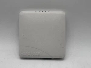 Ruckus Zoneflex R500 Dualband Wireless Access Point - Picture 1 of 5