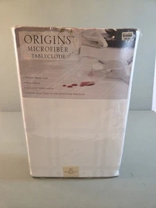 NEW ORIGINS MICROFIBER WHITE Geometric 90" ROUND TABLECLOTH~SEALED Retail $44.99 - Picture 1 of 9