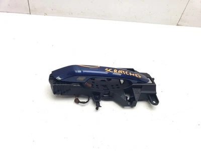 AUDI A4 B9 2016 MANIJA PUERTA EXTERIOR TRASERA DERECHA LADO CONDUCTOR EN AZUL 8W02837812A - Imagen 1 de 4