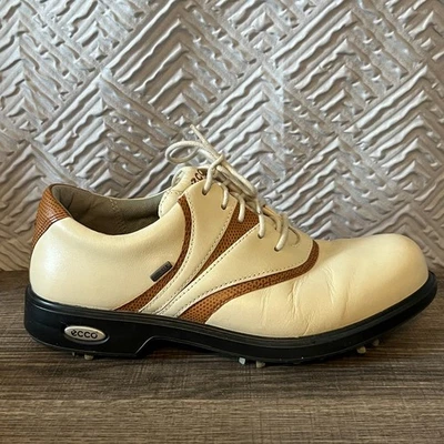 Zapato de golf Ecco Gore-Tex transpirable cómodo talla 37 (6,5 EE. UU.) beige y tostado con púas Foto 1 de 4