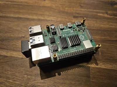 Raspberry PI 4B 8GB mit NVME Shield und Netzteil - Bild 1 von 4
