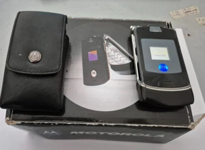 CELLULARE MOTOROLA V3i CROMO GSM UNLOCKED SIM FREE DEBLOQUE - Foto 1 di 3