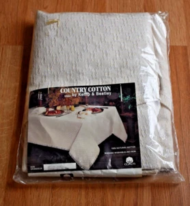 Vintage Country Cotton by Kemp & Beatley Tablecloth 62 x 84 Round Ivory - Picture 1 of 6