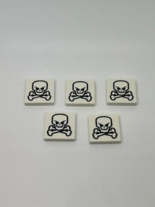 Lego Lot Of 5 White Tile 2 x 2 with Groove with Skull & Crossbones Pattern U#19 - Picture 1 of 1