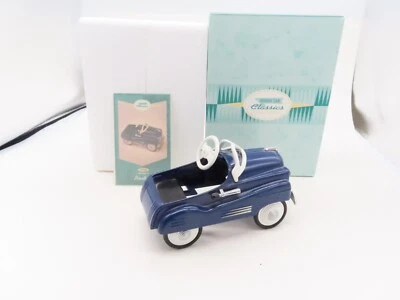 Vintage 1995 Hallmark Kiddie Car Classics 1948 Murray Pontiac Blue Pedal Car - Image 1 of 4
