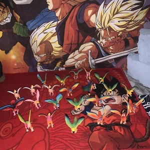 Menge (23) Miniatur 1 1/2" Spielzeug Vögel - mehrere Arten - guter Zustand - - Bild 1 von 12