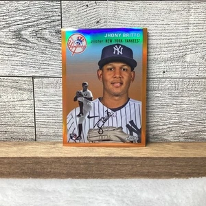 2023 Topps Chrome Platinum Anniversary Jhony Brito #209 Orange Refractor /25 RC - Picture 1 of 3