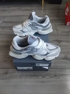 Talla 9.5 - New Balance 9060 Raincloud - Imagen 1 de 12