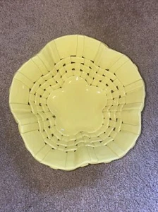 Primo’Gi Handmade Woven Ceramic in Basket Weave Butter Yellow in Italy 9” - Picture 1 of 6