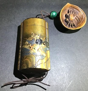 Japanese Vintage Wooden Inro Rising Dragon Maki-e 3.5in W/ Netsuke Sagemono FS - Picture 1 of 14
