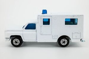 Matchbox Graffic Traffic Chevrolet Ambulance WHITE | HI GRADE