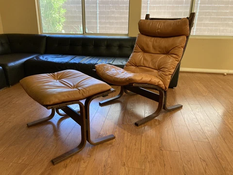 Westnofa Mid Century Leather Siesta Lounge Chair and Ottoman video availble Cover