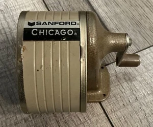 Vintage Sanford Chicago Wand- oder Schreibtischhalterung Bleistiftspitzer ein Loch - Bild 1 von 6