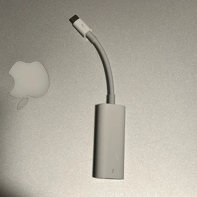 Apple Thunderbolt 3 Adattatore da USB-C a Thunderbolt 2 A1790 MMEL2AM/A Bianco - Immagine 1 di 4