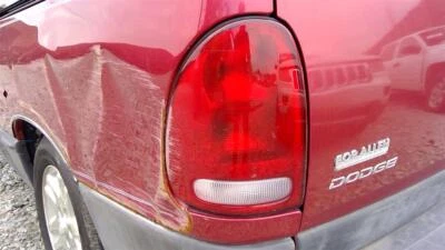 Conjunto de luz trasera izquierda usada se adapta a: Dodge Caravan 1997 grado A izquierdo Foto 1 de 4