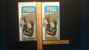 Posten (2) Original Vintage Werbung - GOULD BATTERIE - Türdrücker - Aufkleber Sticker - Bild 1 von 6