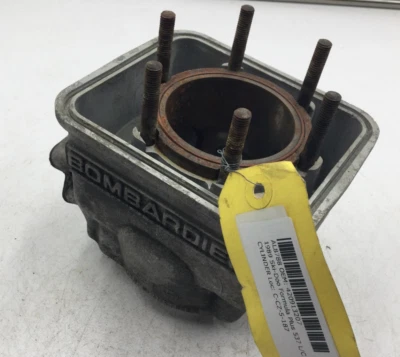 Cilindro 85-91 Ski-Doo Formula Plus MX 537 420913207 necesita diámetro Foto 1 de 4