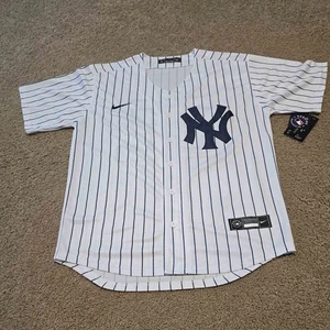 sNWT #99 Aaron Judge Pinstripe No Name Yankees Jersey Mens Small - Picture 1 of 2