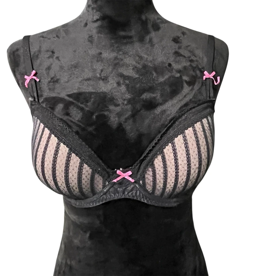 BETSEY JOHNSON Medias Rayas CONVERTIBLE DEMI SUJETADOR Talla 32 D Negro Coqueta Foto 1 de 4