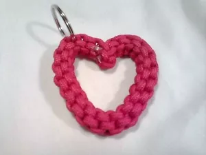 Paracord 2 color Heart Keychain Hand made Color yellow and Black - Picture 1 of 3