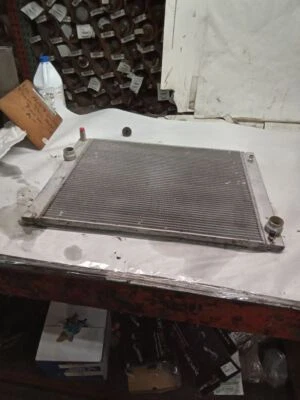 Radiator Fits 06-10 BMW 550i 2326649 Foto 1 de 4