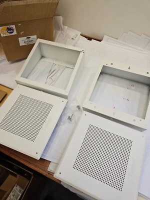 (LOTE DE 2) RAULAND-BORG ACCWB5 8” Alto-falante com Transformador 25/70v - NOVO NA CAIXA - Imagem 1 de 3