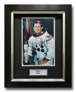 WILLIAM POGUE HAND SIGNED FRAMED PHOTO DISPLAY APOLLO AUTOGRAPH - Picture 1 of 1