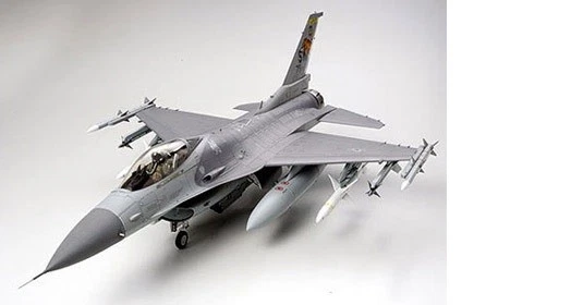 Tamiya 60315 - 1/32 Lockheed Martin F-16Cj Combattimento Falcon - Nuovo - Immagine 1 di 1