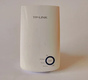TP-LINK 300Mbps 1 Port Universal Wi-Fi Range Extender - White (TL-WA850RE) - Afbeelding 1 van 2