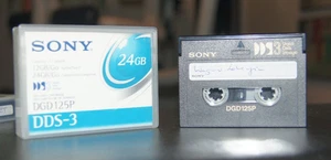 2x SONY - DATA STORAGE - DGD-125P - 1x BESPIELT - KASSETTEN - DAT - 24GB - DDS-3 - Bild 1 von 1