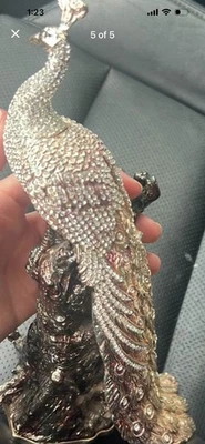 Caja de baratijas Keren Kopal loro en una rama hecha con cristales de Swarovski de colección Foto 1 de 3