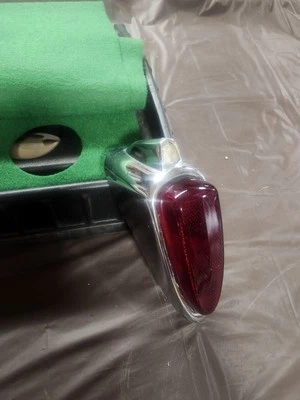 Luz trasera Hudson Commodore 48-51 Foto 1 de 4