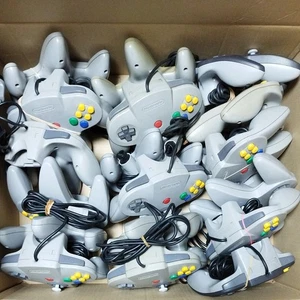 [For Parts] Nintendo 64 Controller Lot of 18 - Untested / Junk Condition - Picture 1 of 1