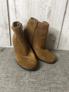 Rockport Womens Boots Size 6 Brown Nubuck Leather V Cut Zip Ankle Booties - Picture 1 of 6