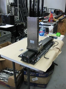 THK V3J3 90 Grad vertikale Montageplatte KR55 Linearlager Präzisionsantrieb - Bild 1 von 10