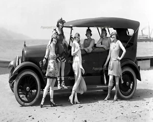 Foto de 8x10 Flapper Girls años 20 - Imagen 1 de 1