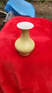 Vintage RARE Franciscan Gladding McBean yellow Vase white interior EXC COND - Picture 1 of 11