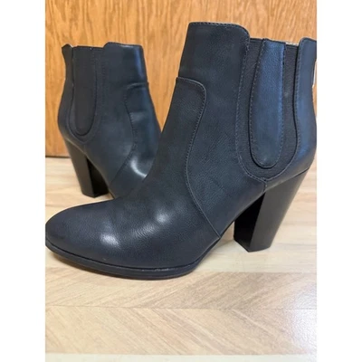 Adrienne Vittadini 黑色皮革方跟踝靴女式 7 码 — 第 1/4 张图片