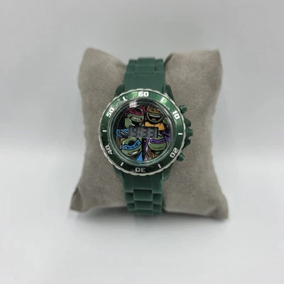 Reloj digital Nickelodeon Teenage Mutant Ninja Turtles LightUp Viacom GRN 2023  Foto 1 de 4