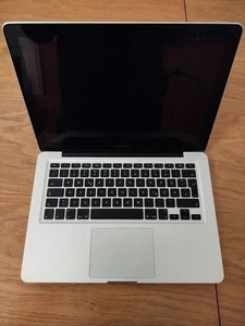 Apple MacBook Pro 13 Zoll (240GB SSD, Intel Core i5, 4GB, Touch) - Bild 1 von 7