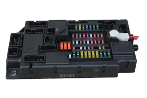 13 MINI Cooper R56 Fuse Box Block 613534574 Fuse Relay Box Power Distribution - Picture 1 of 7