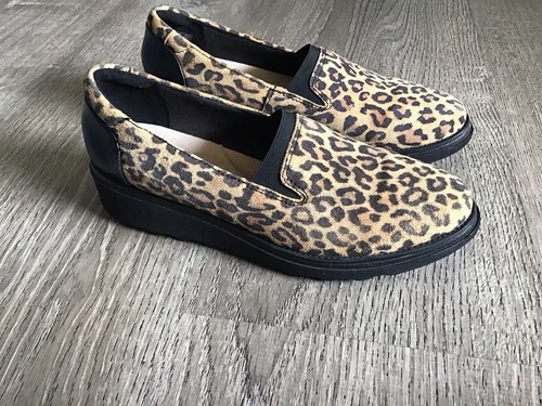 Scarpe CLARKS donna collezione Sharon Dolly leopardate taglia 7 5 M slip on comode