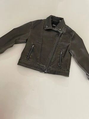 Nueva Chaqueta Zara Cuero Negro 4-5 Años Foto 1 de 4