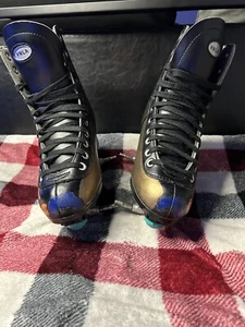 Quad Artistic Vanilla Skates - Picture 1 of 6