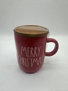 RAE DUNN “MERRY CHRISTMAS” Matte red Mug With Snowflake Wood Lid/Coaster NEW - Picture 1 of 4