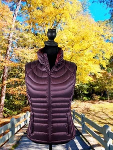 Bernardo Puffer Vest Womens Small Purple Goose Down Insulated Quilted Zip Pocket - Picture 1 of 12