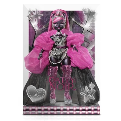 Muñeca Monster High 2025 Fang Vote Catty Noir exclusiva de Mattel Creations Foto 1 de 4